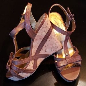 Guess wedge